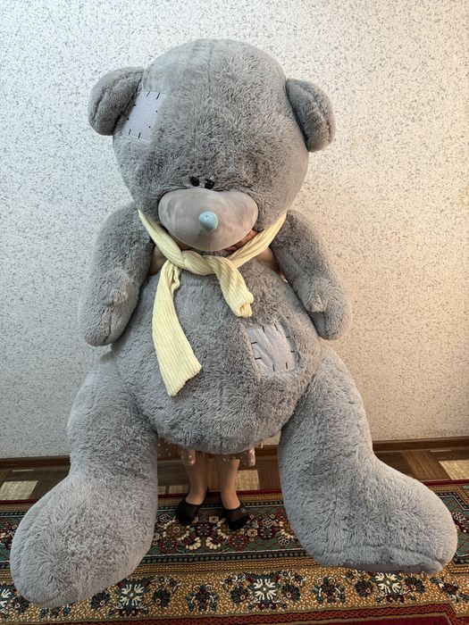 Teddy ayiq  2 metrlik holati yangi faqat oladigan tel qilsin