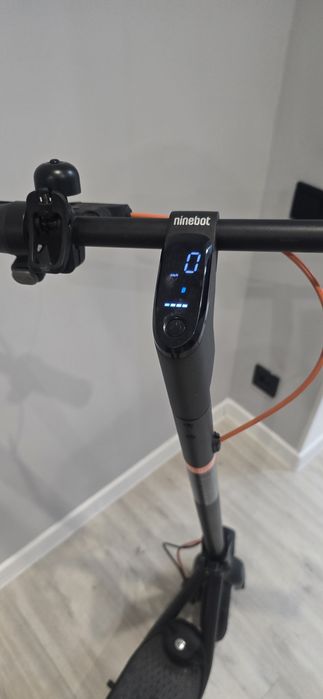 Самокат Ninebot F2 Plus