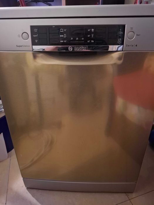 Съдомиялна BOSCH Домакински и уред.