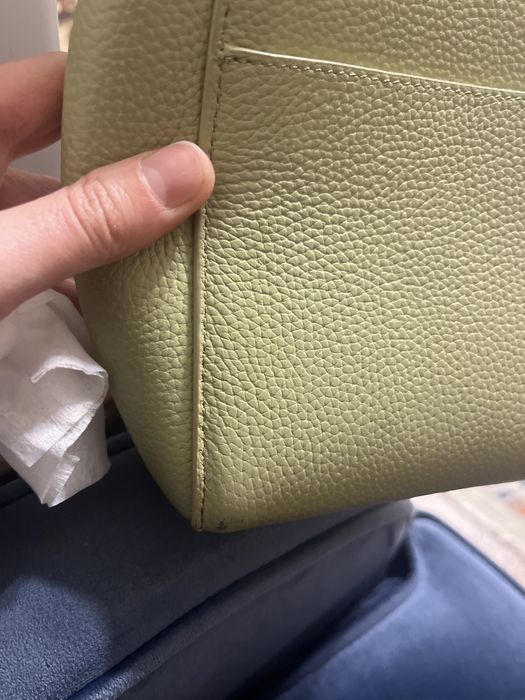 Сумочка кожанная продам