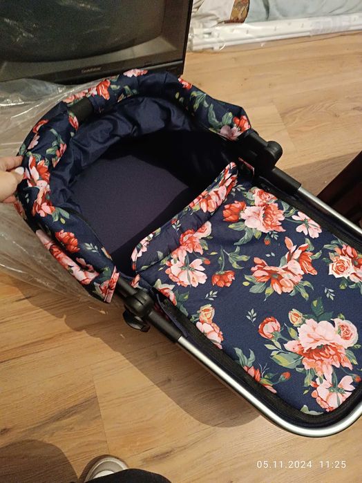 Kika boo Leilani Flowe