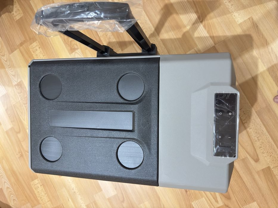 Компресорен хладилник 40 литра