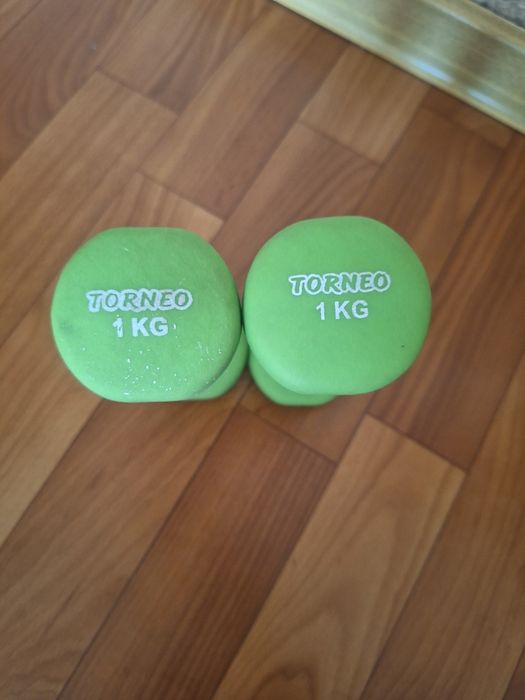 Продам гантели недорого
