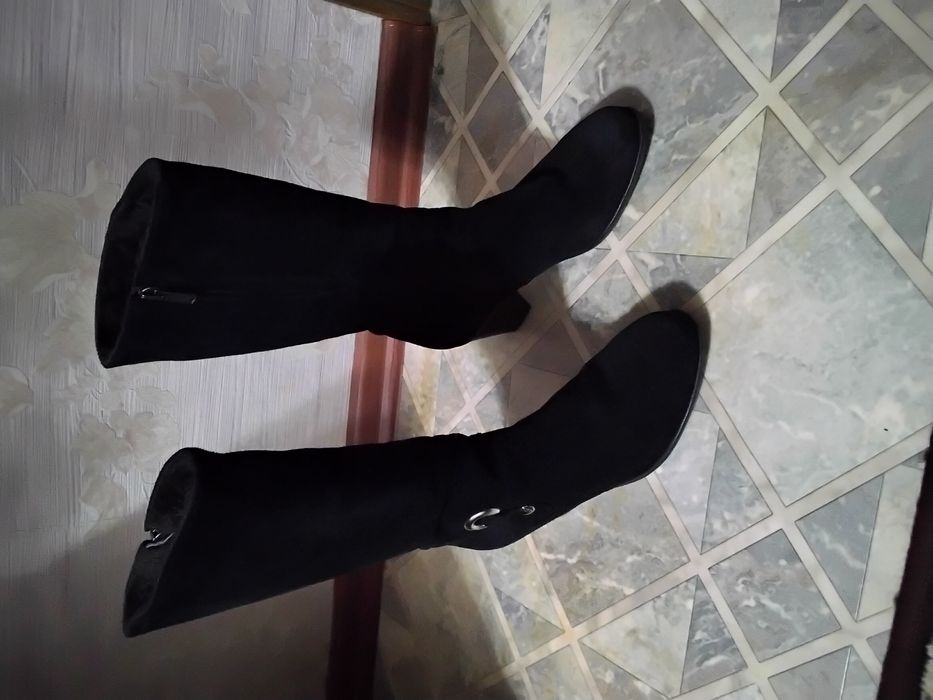 Сапоги зимние женские.