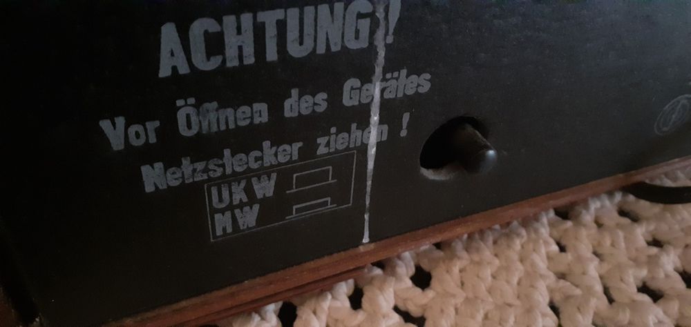 Продавам  ретро радио