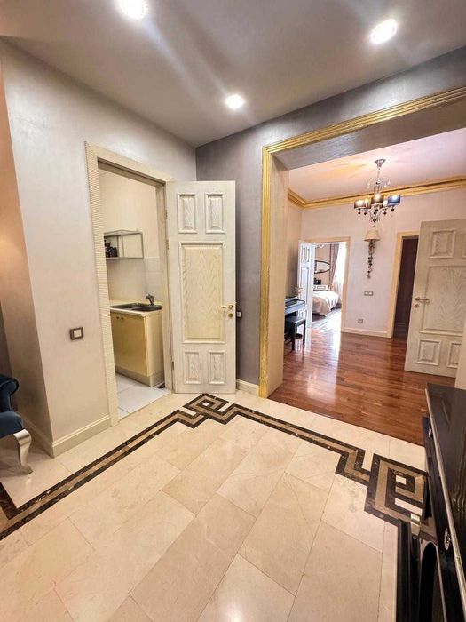 Продажа 5-комнатной квартиры