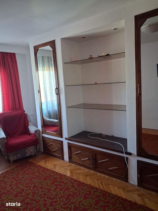 Apartament 2 camere +garaj -Zona Bucovinei