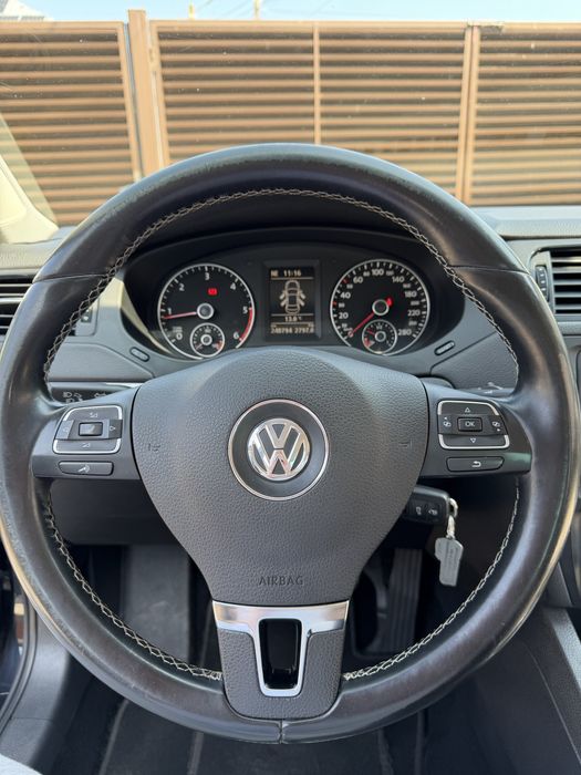 Vw Jetta 1.6 Tdi Match Recent adusa