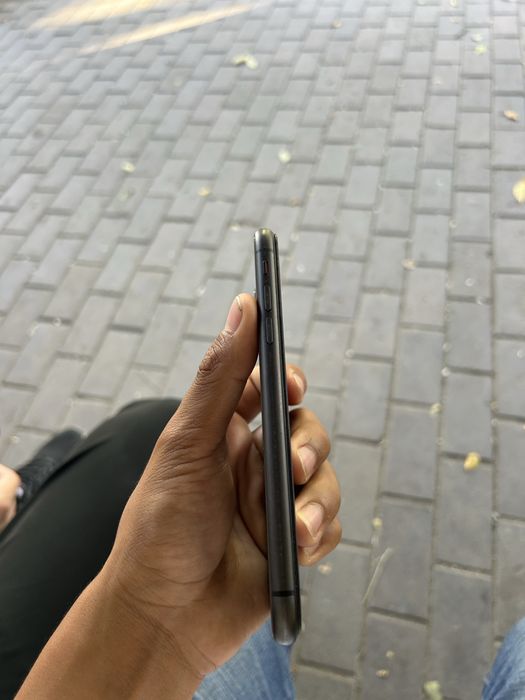 Продам Iphone 11 128gb