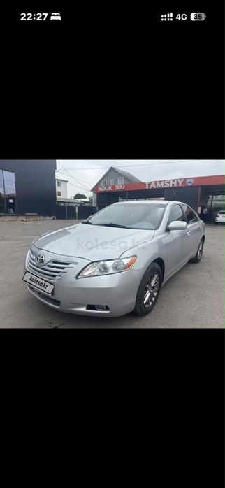 Toyota Camry V40