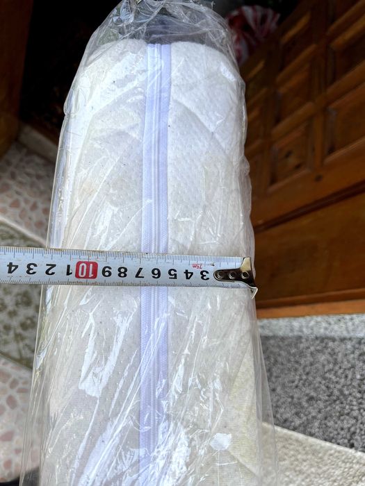 Продавам матрак за детска кошара