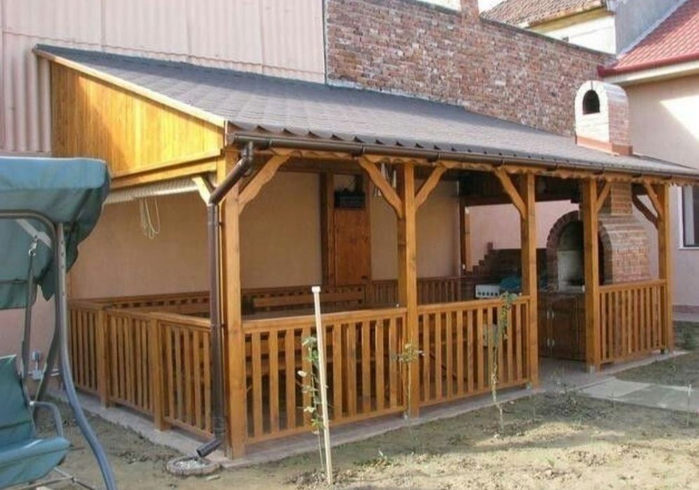 Vând  căsuțe foișoare din lemn