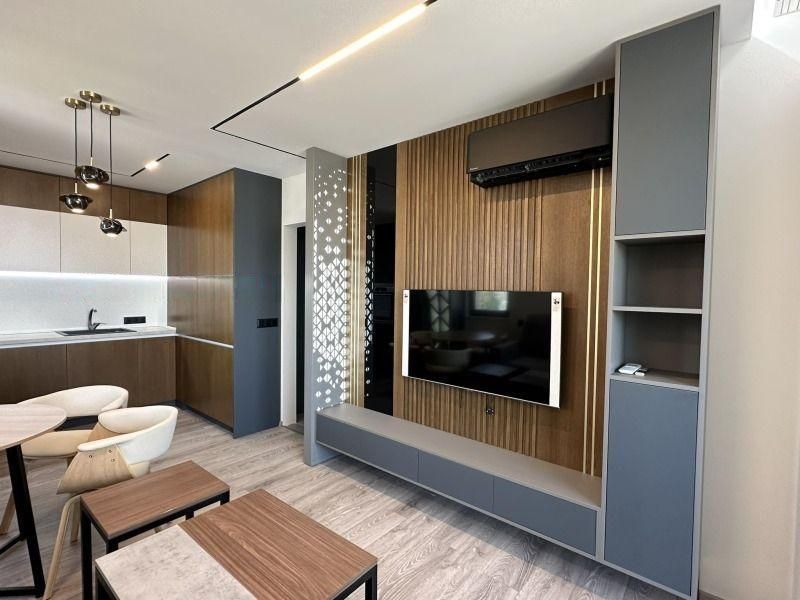 Дава се под наем Двустаен апартамент в София, Кръстова вада - 65 кв.м за 900 € - Снимка #1