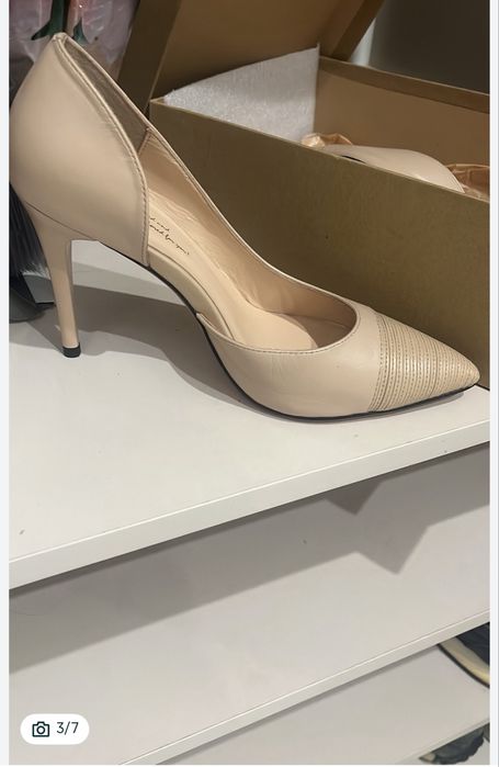 Туфли от бренда inci