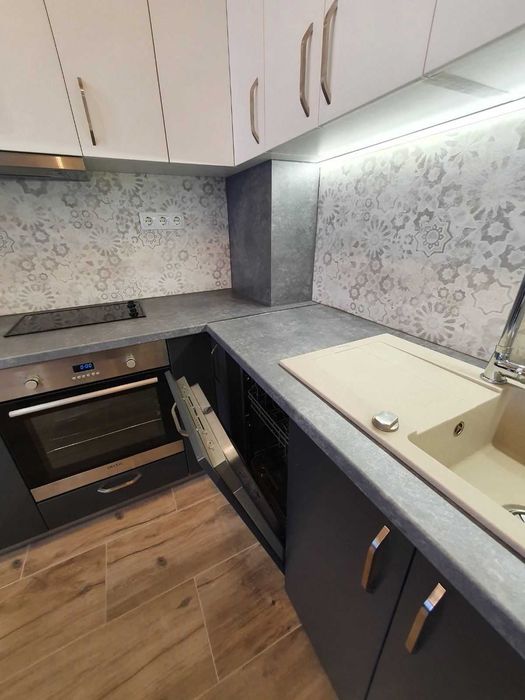 Дава се под наем Тристаен апартамент в Пловдив, Каменица 2 - 90 кв.м за 216.75 € - Снимка #5