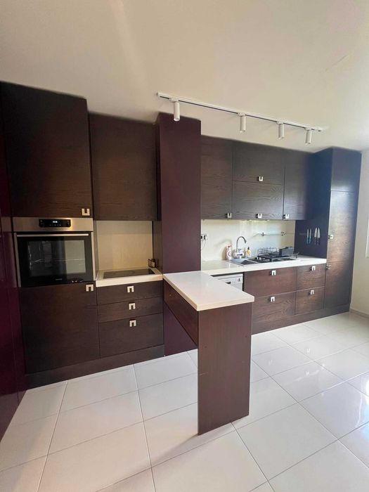 Дава се под наем Тристаен апартамент в София, Банишора - 85 кв.м за 600 € - Снимка #2