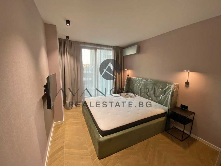 оф.20423 Луксозен Двустаен до х-л Ст. Петербург