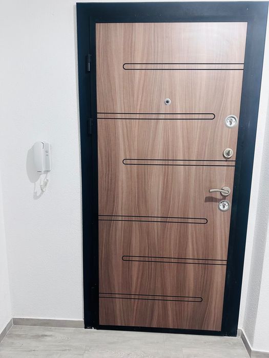 Дава се под наем Тристаен апартамент в Асеновград - 86 кв.м за 408 € - Снимка #7