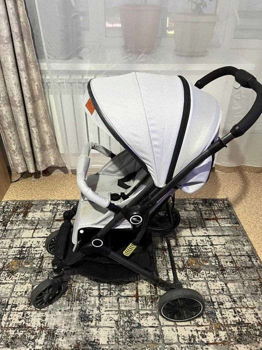 Коляска прогулочная Wingoffly GlideEase 525 серая