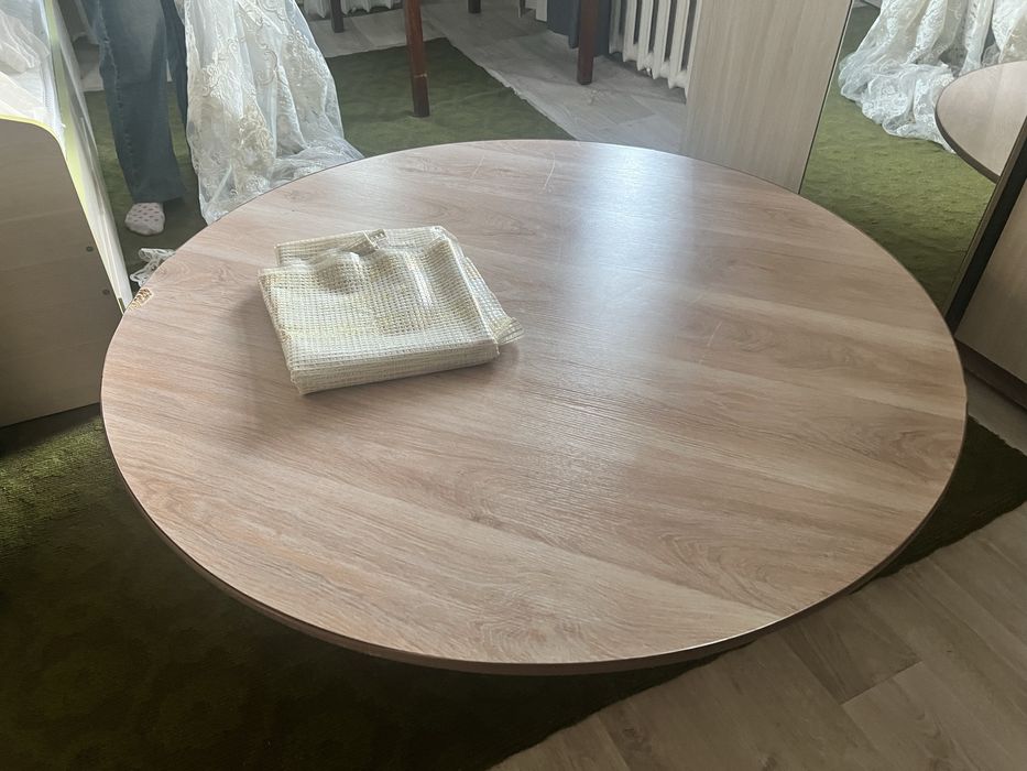 Продам стол казахский