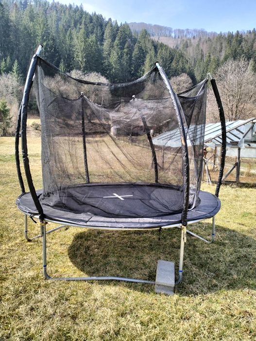 Trambulina 3 m in stare buna