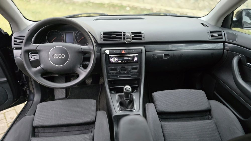 AUDI A4 2004 — imagine 5