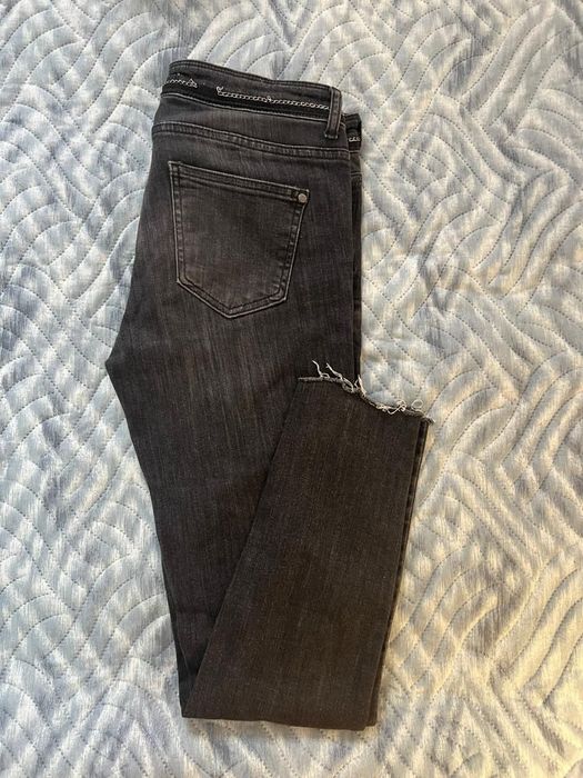 Женская одежда джинсы