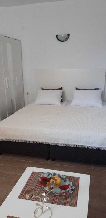 Дава се под наем Едностаен апартамент в Бургас, Сарафово - 35 кв.м за 178.5 € - Снимка #1