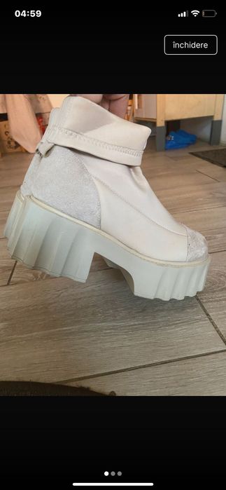 Ghete Reverse nr37 ,fara urme de uzura