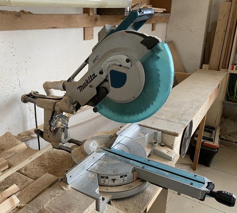 Углорез  и настольная пила Макита