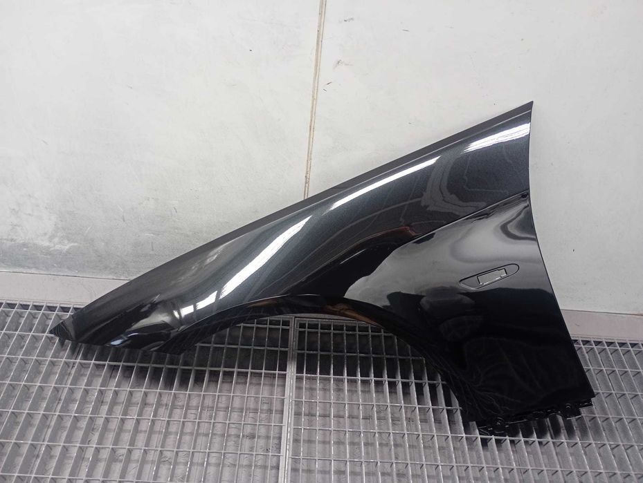 Aripa Fata Stanga BMW E92 E93 An 2007-2011 (475 (Negru))