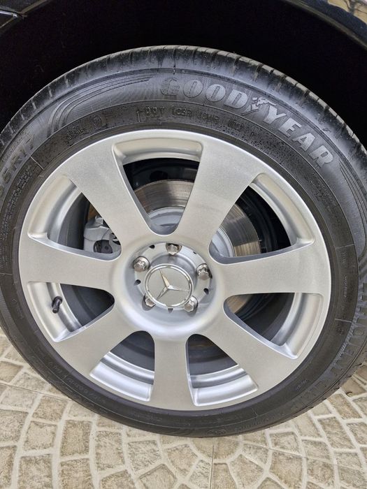 Продаётся мерседес S350