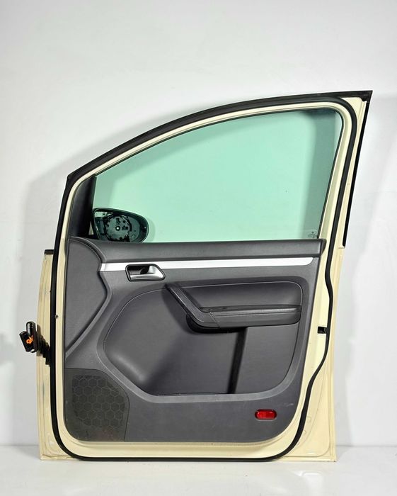 Предна дясна врата Фолксваген Туран Vw Touran (14-20)г.