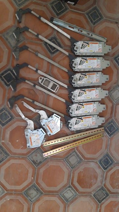 Blume система фурнитура Австрия все в идеальном состояние полки есть