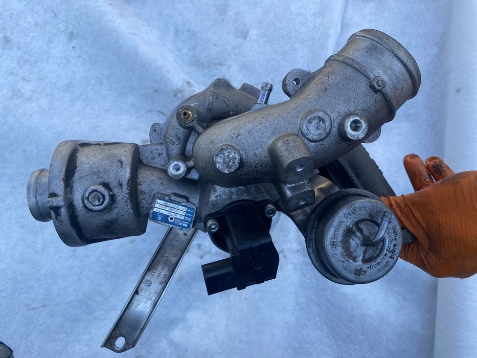 Turbosuflanta Audi A4 b8 1.8tfsi E4 CDHA cod:06H145701L
