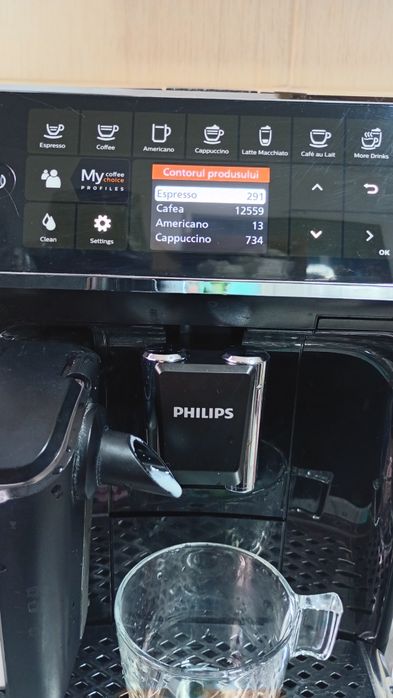 Expresor cafea Philips LatteGo EP 4300 cană noua.