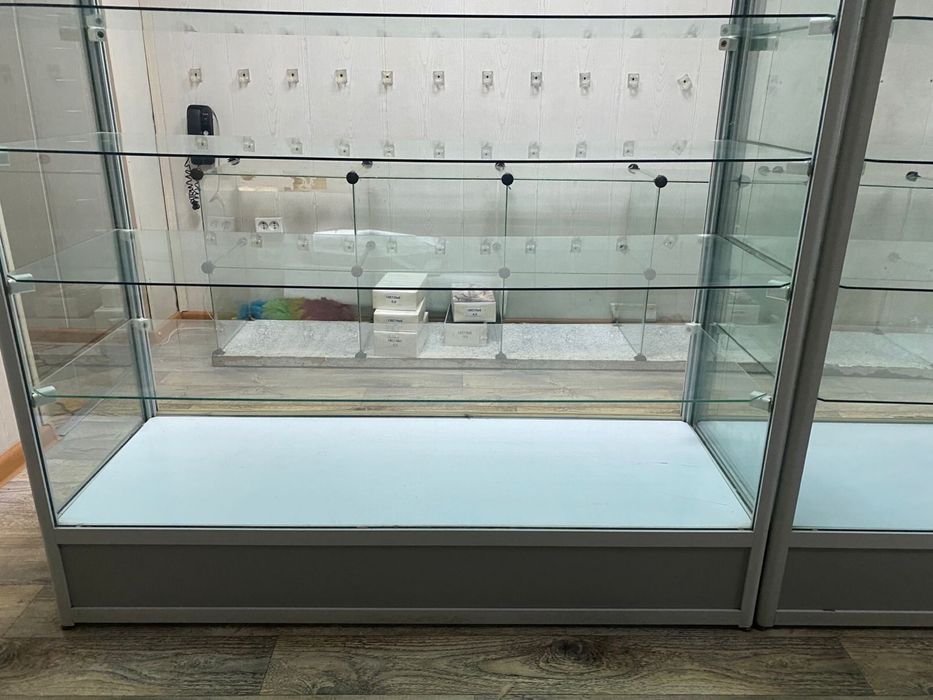 Витрины торговые