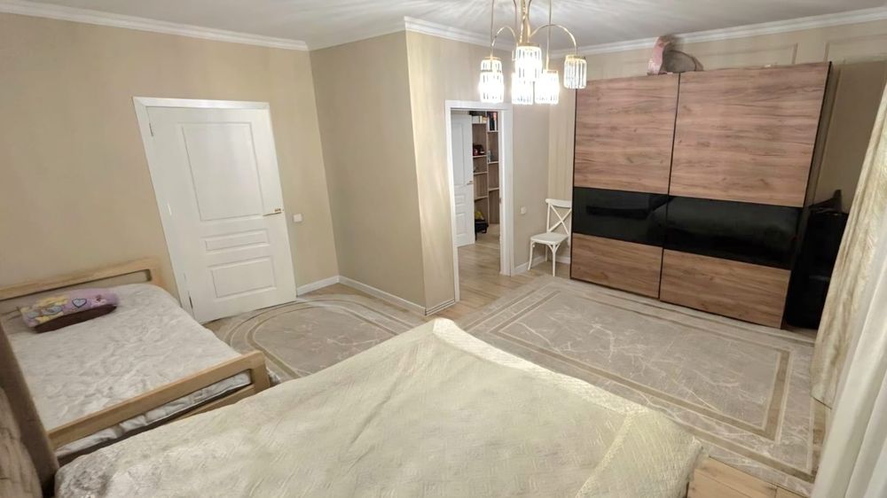 Пәтер 4 бөлмелі Сайранда