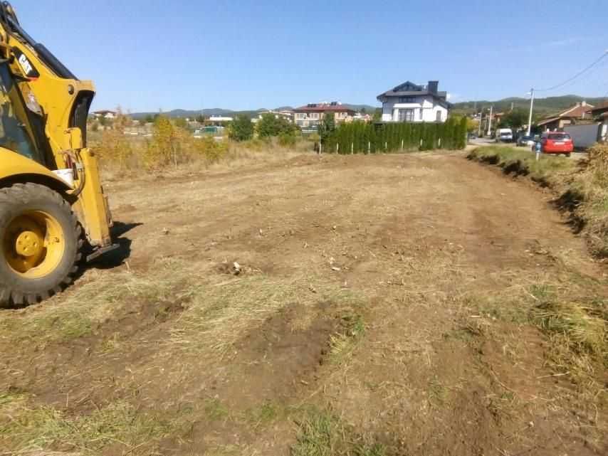Поземлен имот в с. Войнеговци