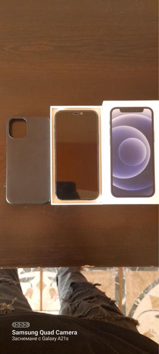 Iphone 12 mini много запазен