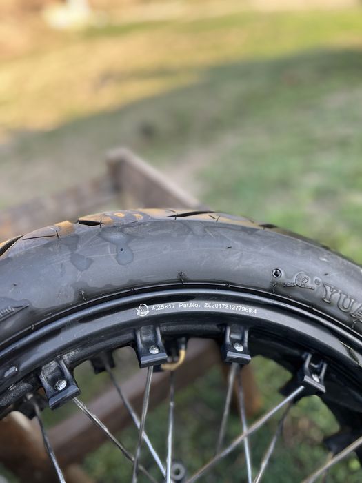 Мотарды шосейные колеса