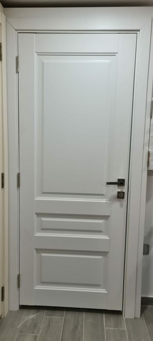 Usi de interior diverse modele si culori