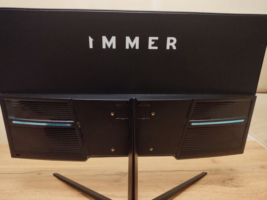 Монитор IMMER 22" Б/У