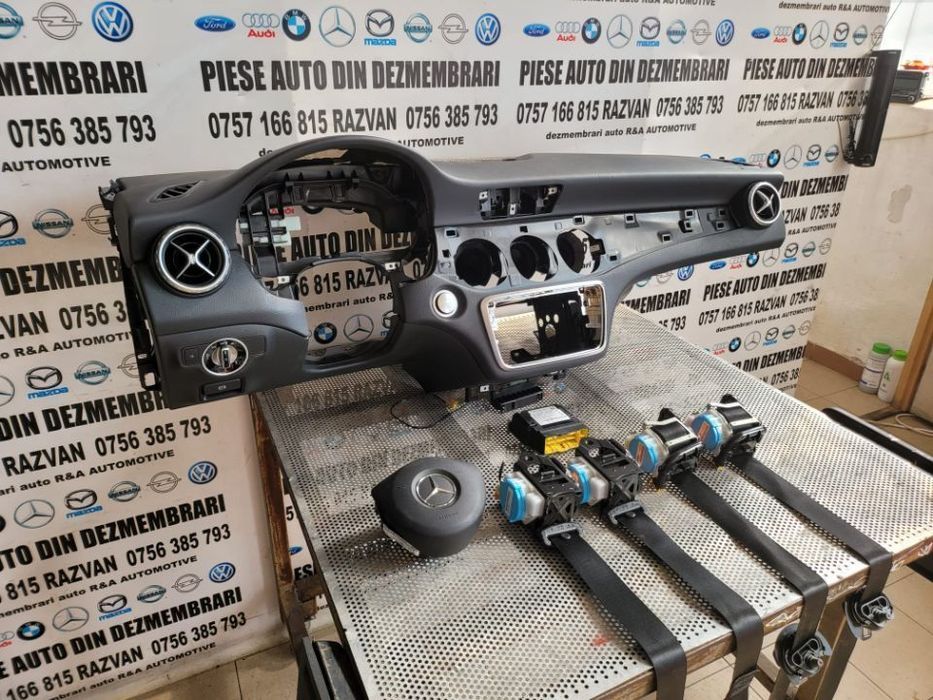 Plansa Bord Kit Airbag Mercedes Gla X156 W156 Originala Absolut Intacta