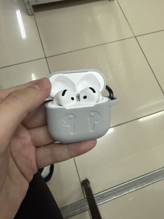 AirPods 4 оригинал