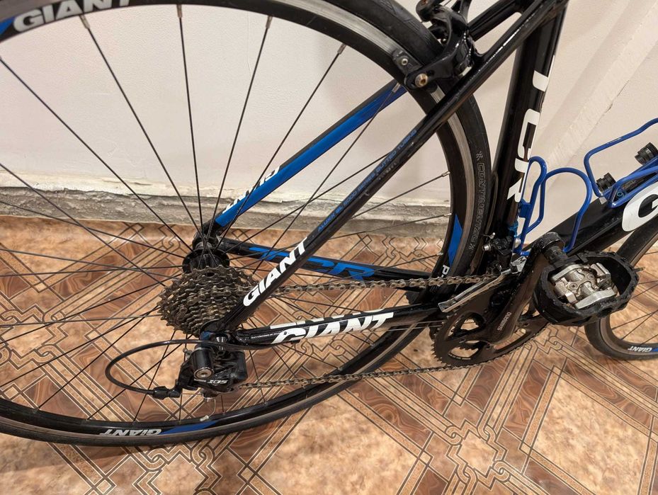 Bicicletă cursieră Giant TCR 1, Echipare Shimano 105, Cadru Aluminiu