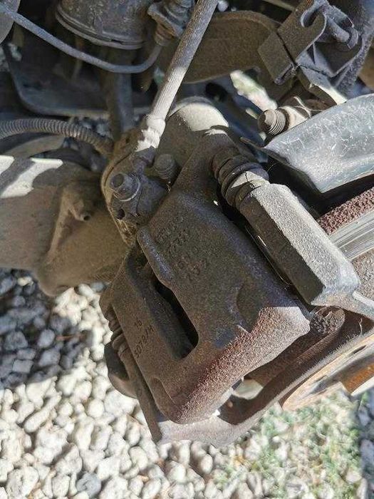 etrier spate stanga dreapta vw passat b6 b7 cc