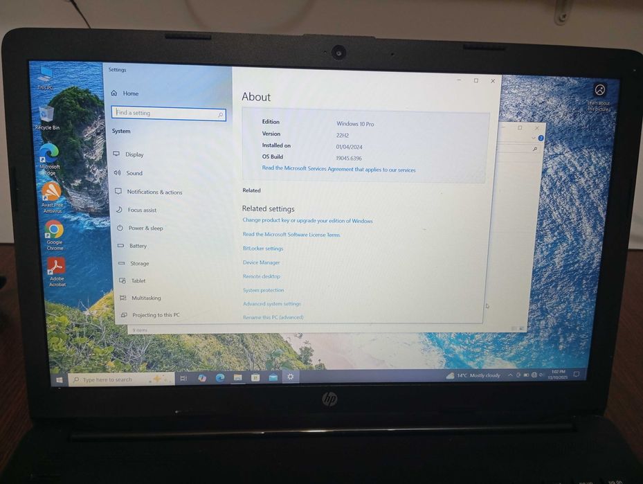 Vând laptop HP 15-DA1008NQ