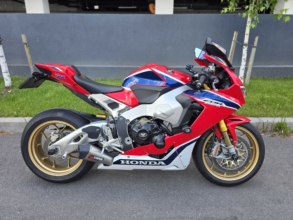 Honda CBR 1000RR Fireblade SP1