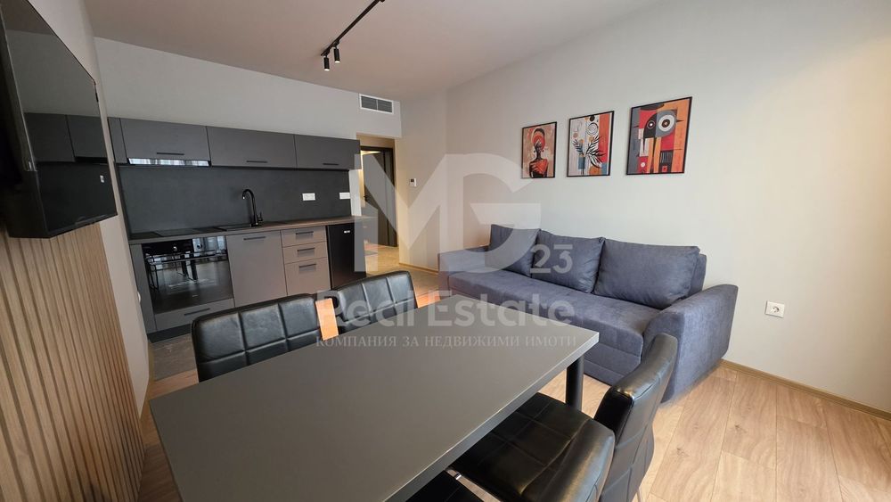 2-стаен в Пловдив-Център площ 65 цена 650